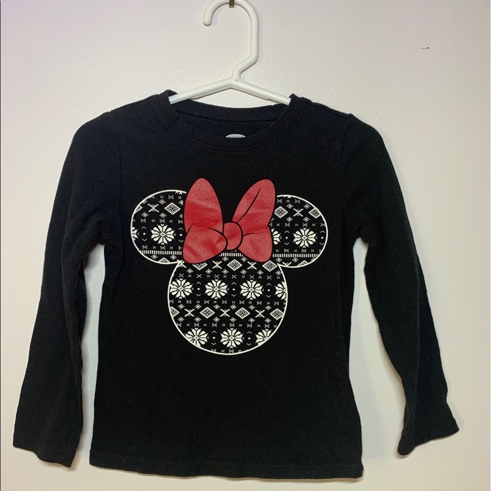Christmas time Minnie Mouse Shirt!